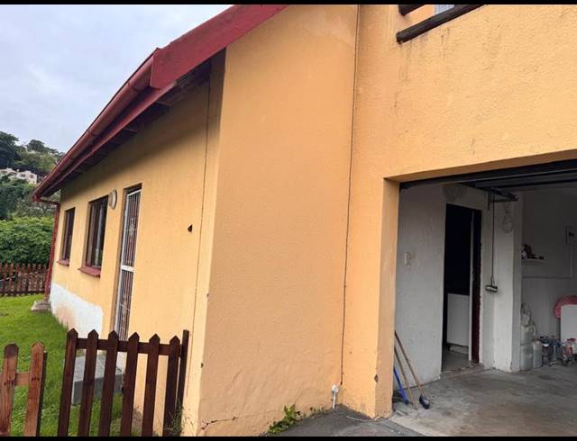 3 BEDROOM APARTMENT FOR SALE IN ESCOMBE